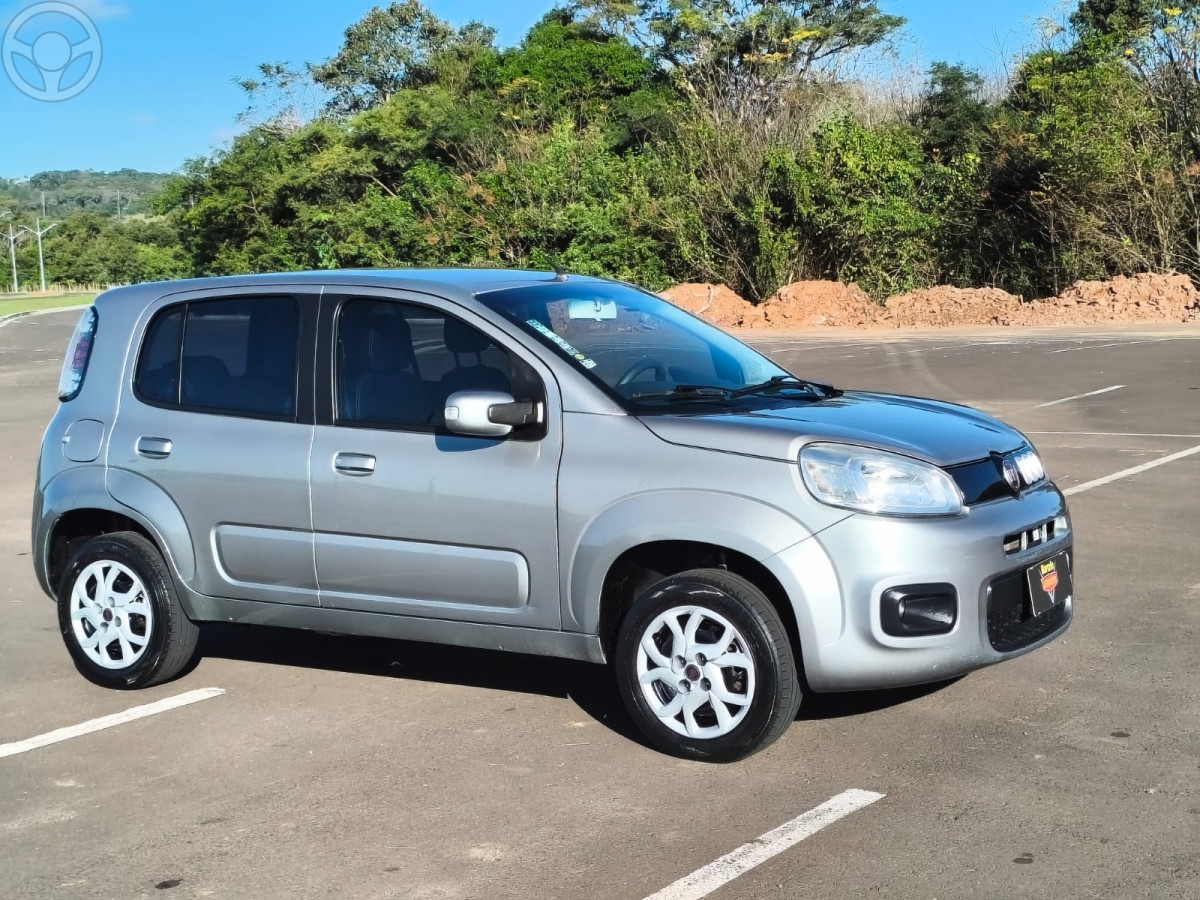 UNO 1.4 EVO EVOLUTION 8V FLEX 4P MANUAL - 2015 - SANTA CRUZ DO SUL