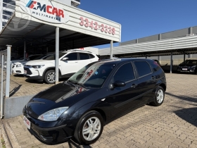 focus 1.6 hatch  2008 marau
