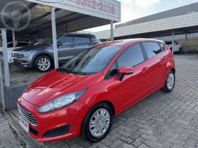 niw fiesta hatch 1.6 se 2017 marau
