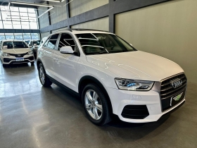 Q3 1.4 TFSI AMBIENTE 4P S TRONIC