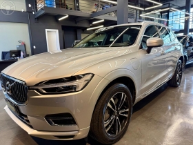 xc60 2.0 t8 momentum hybrid 4p automatico 2021 caxias do sul