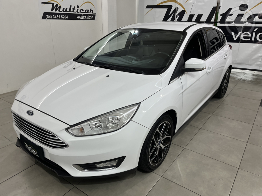 FOCUS 2.0 TITANIUM HATCH 16V FLEX 4P AUTOMÁTICO - 2016 - BENTO GONçALVES