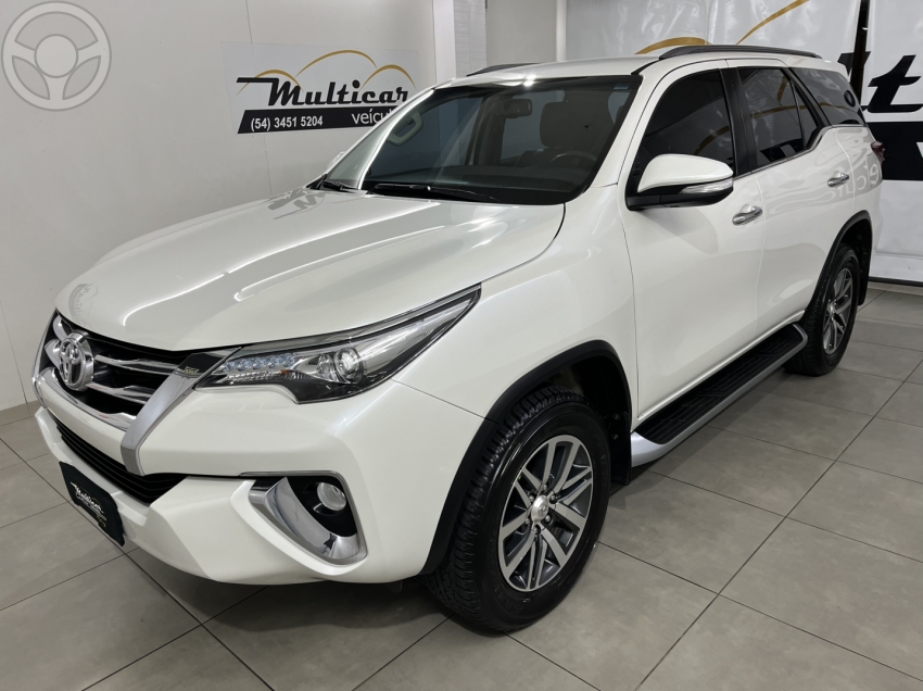 HILUX SW4 2.8 SRX 4X4 16V TURBO INTERCOOLER DIESEL 4P AUTOMÁTICO - 2017 - BENTO GONçALVES