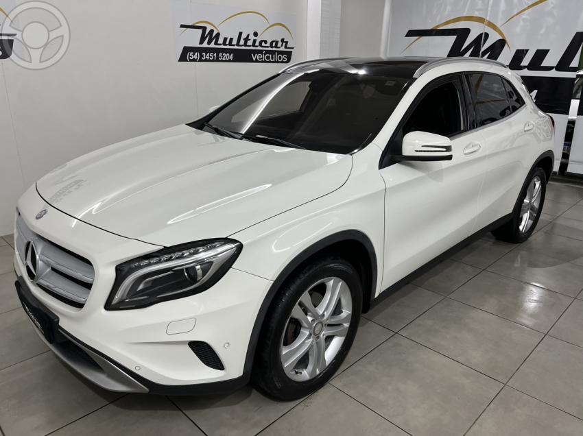 GLA 200 1.6 CGI ADVANCE 16V TURBO FLEX 4P AUTOMÁTICO - 2015 - BENTO GONçALVES