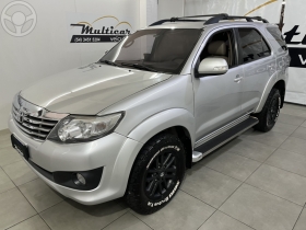 hilux sw4 2.7 sr 4x2 16v flex 4p automatico 2012 bento goncalves