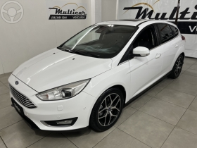 focus 2.0 titanium hatch 16v flex 4p automatico 2016 bento goncalves