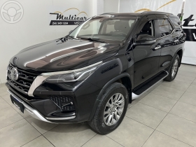 hilux sw4 2.8 srx 4x4 16v turbo intercooler diesel 4p automatico 2021 bento goncalves