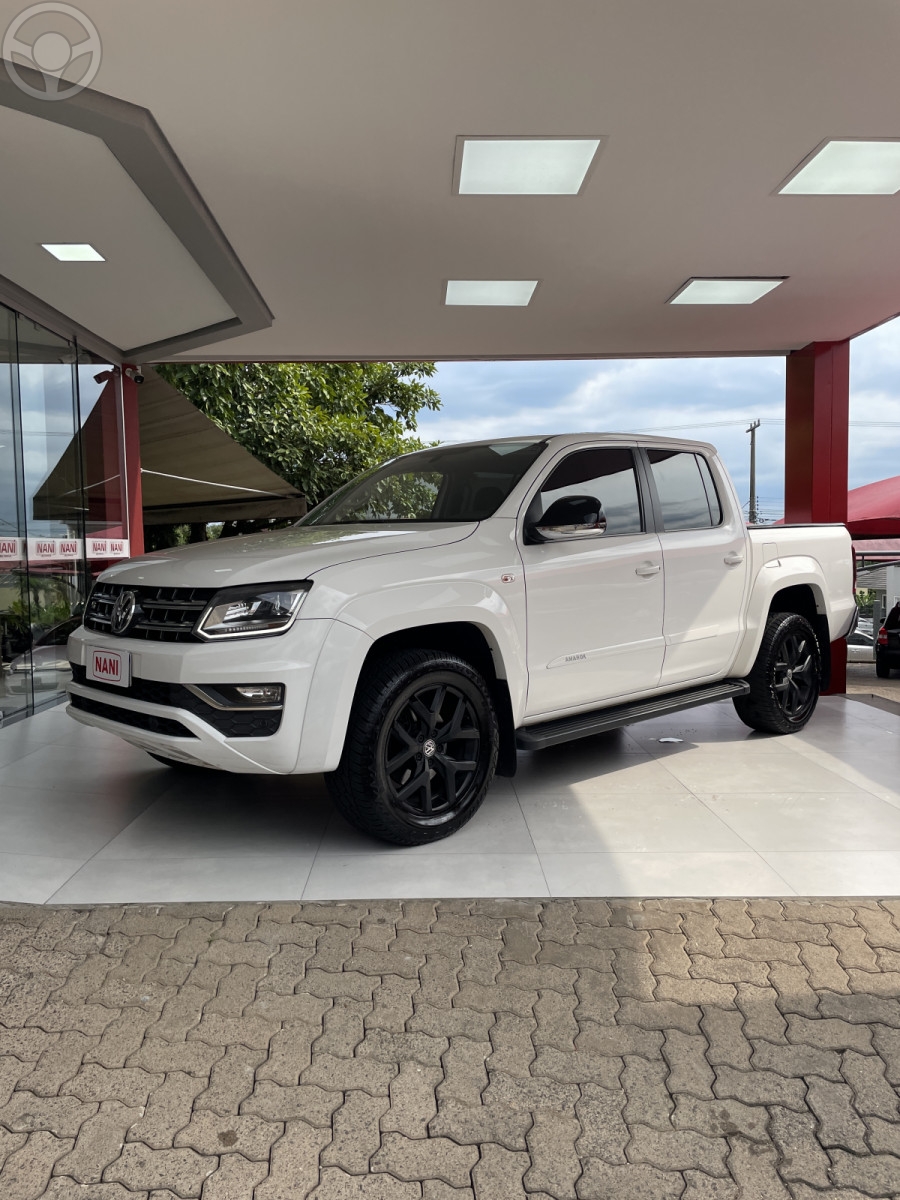 AMAROK 3.0 V6 TDI HIGHLINE CD DIESEL 4MOTION AUTOMÁTICO - 2018 - IVOTI