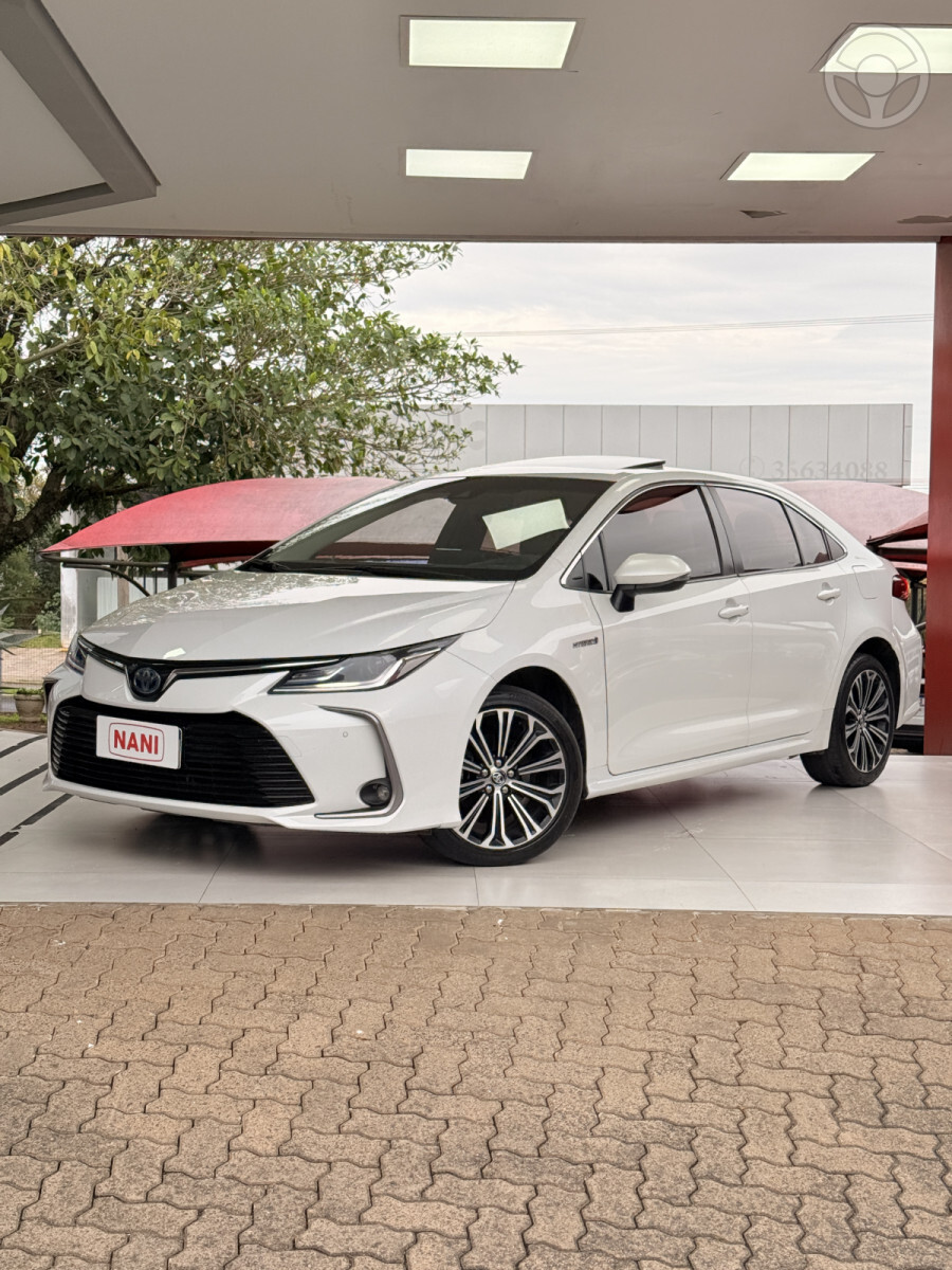 COROLLA 1.8 ALTIS PREMIUM 16V HÍBRIDO 4P AUTOMÁTICO - 2023 - IVOTI