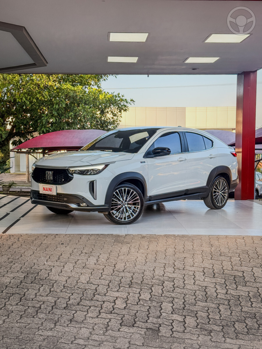 FASTBACK 1.3 LIMITED EDITION 270 TURBO FLEX 4P AUTOMÁTICO - 2025 - IVOTI