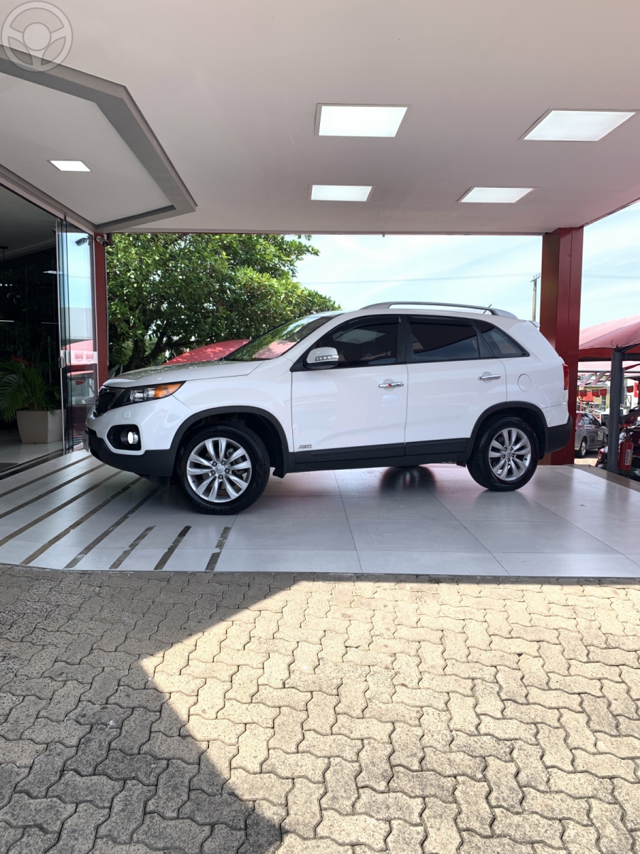 SORENTO 2.4 EX2 4X2 16V 4P AUTOMÁTICO - 2012 - IVOTI