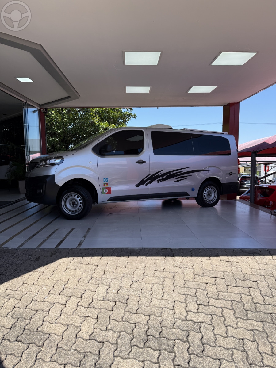 DUCATO 2.3 MINIBUS BAIXO 16V TURBO DIESEL 3P MANUAL - 2024 - IVOTI