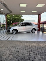 ETIOS 1.5 X PLUS SEDAN 16V FLEX 4P AUTOMÁTICO