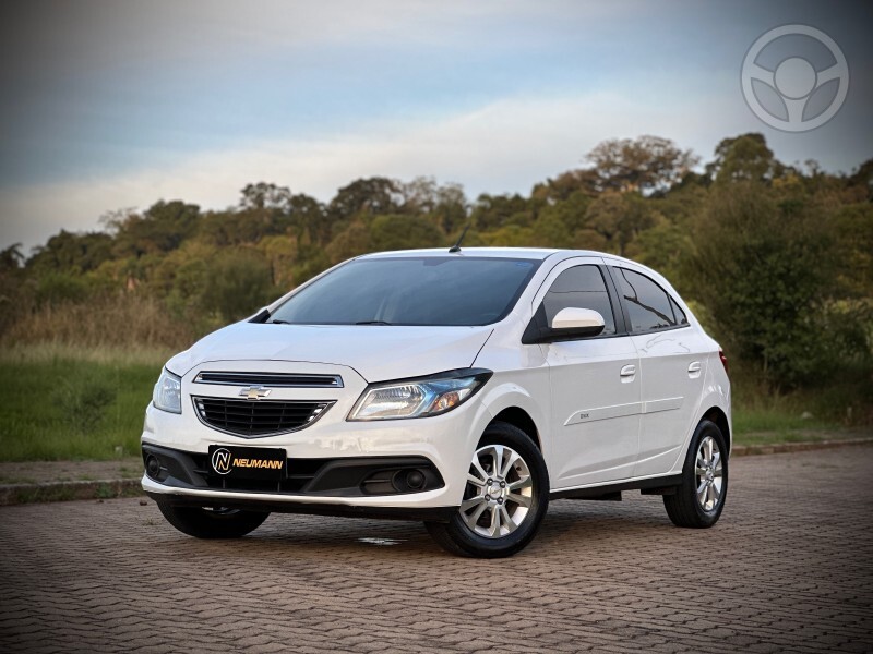 ONIX LT 1.4 - 2013 - ARROIO DO MEIO