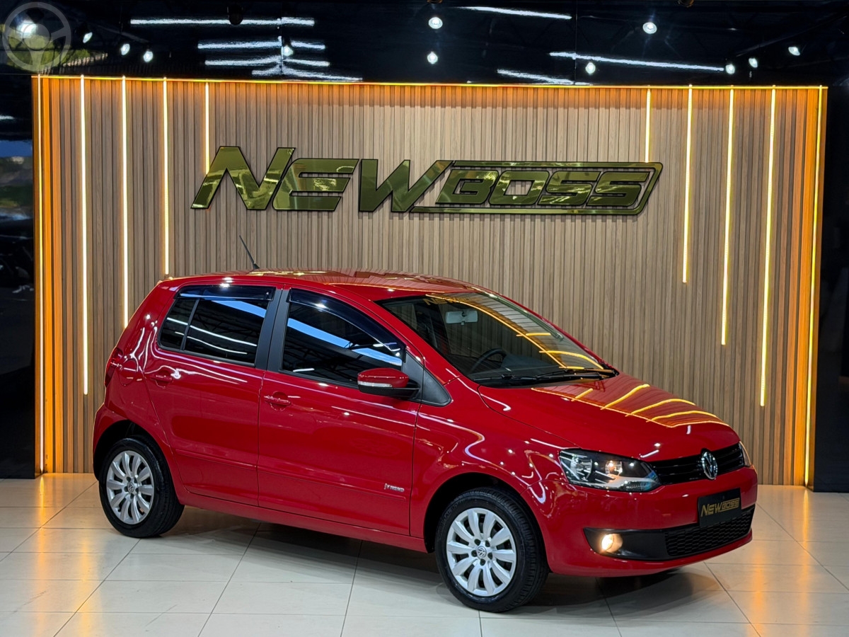 FOX 1.0 MI 8V FLEX 4P MANUAL - 2014 - ESTâNCIA VELHA