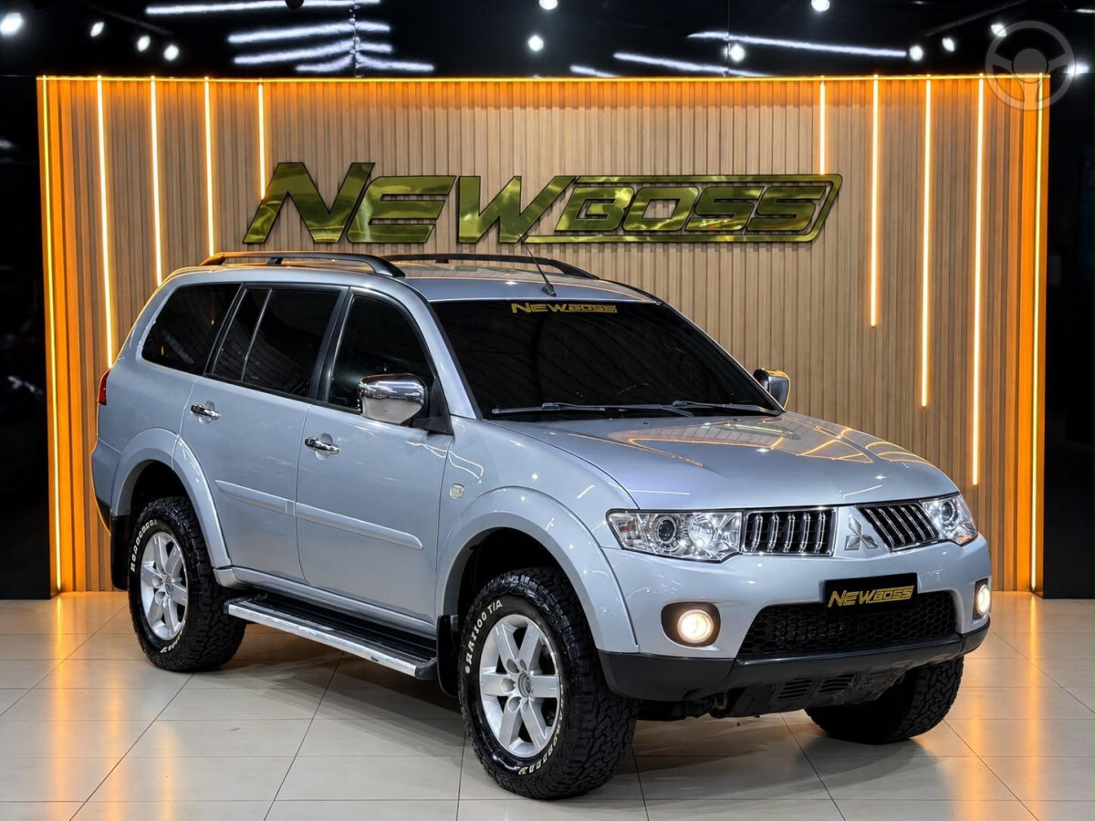 PAJERO DAKAR 3.2 4X4 16V 7 LUGARES TURBO INTERCOOLER DIESEL 4P AUTOMÁTICO - 2010 - ESTâNCIA VELHA