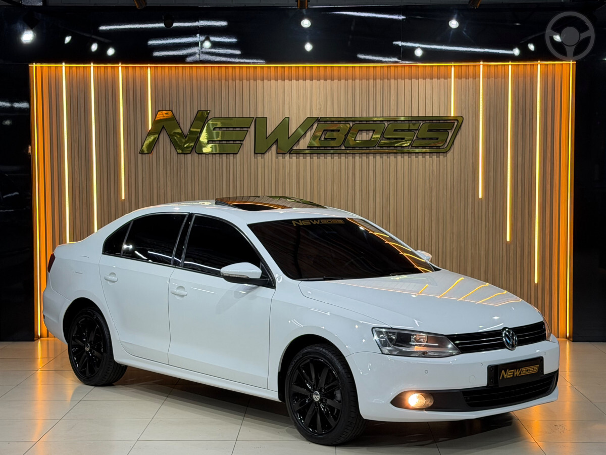 JETTA 2.0 TSI HIGHLINE 200CV 4P TIPTRONIC - 2014 - ESTâNCIA VELHA