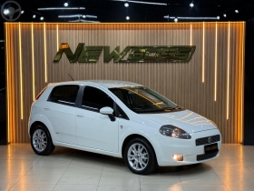 PUNTO 1.4 ATTRACTIVE ITALIA 8V FLEX 4P MANUAL