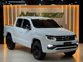 AMAROK 3.0 V6 TDI HIGHLINE CD DIESEL 4MOTION AUTOMÁTICO