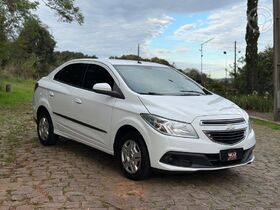 prisma sed. lt 1.0 8v flexpower 4p  2013 teutonia