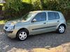 CLIO RT/ PRIVIL. 1.0/1.0 HI-POWER 16V 5P  - 2004 - TEUTôNIA