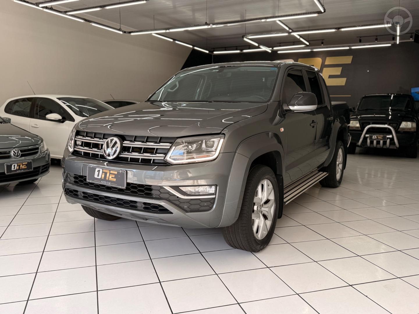 AMAROK 3.0 V6 TDI HIGHLINE CD DIESEL 4MOTION AUTOMATICO - 2022 - PASSO FUNDO