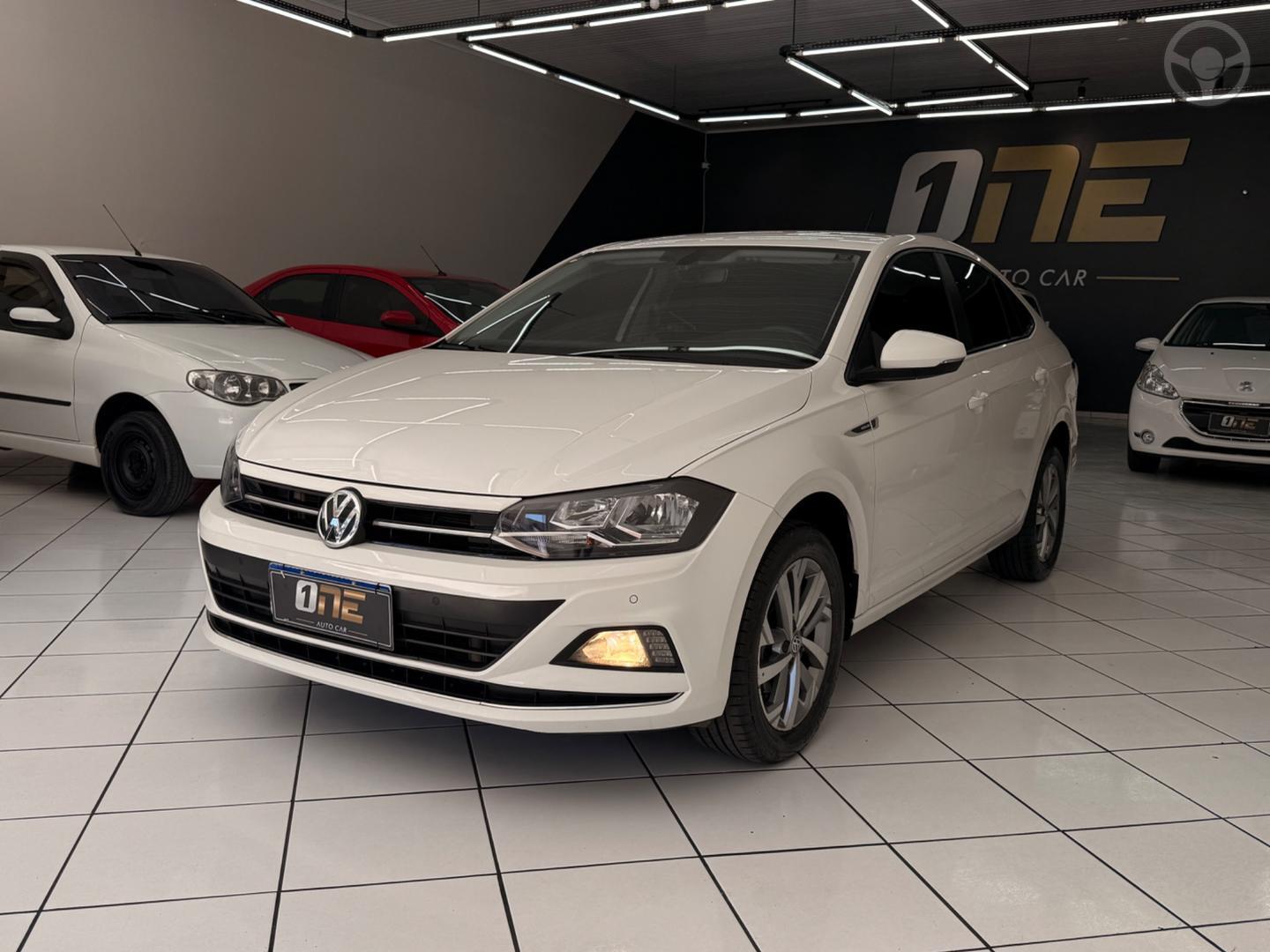 VIRTUS 1.0 200 TSI HIGHLINE AUTOMATICO - 2018 - PASSO FUNDO