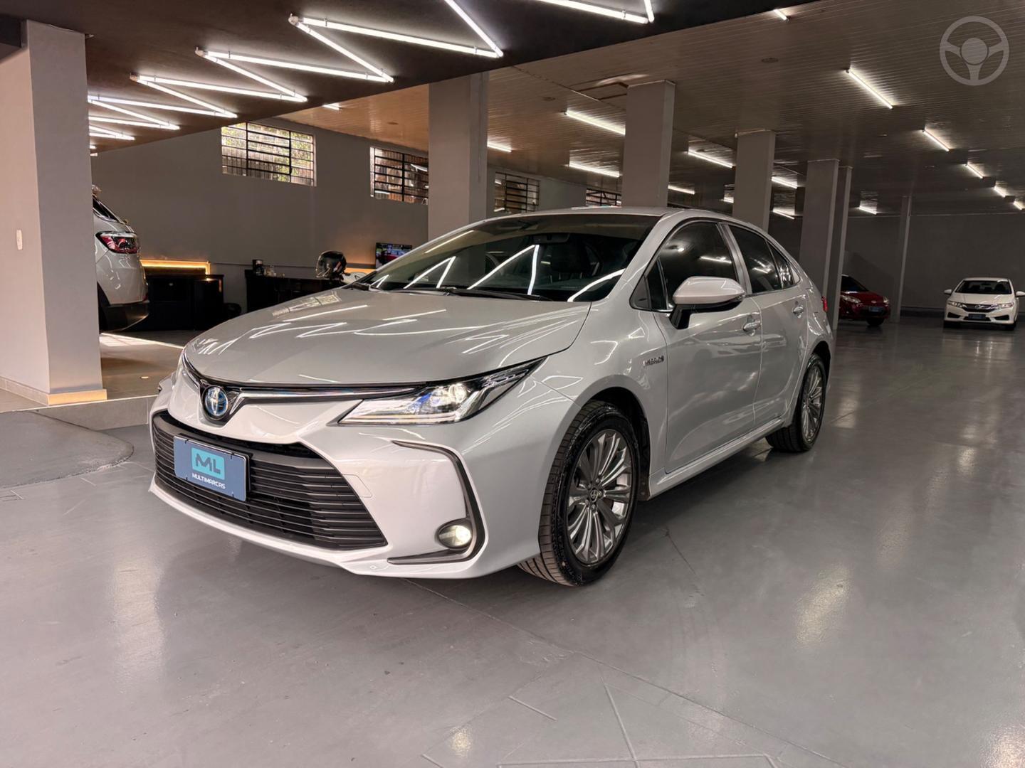 COROLLA 1.8 ALTIS PREMIUM 16V HIBRIDO 4P AUTOMATICO - 2021 - PASSO FUNDO
