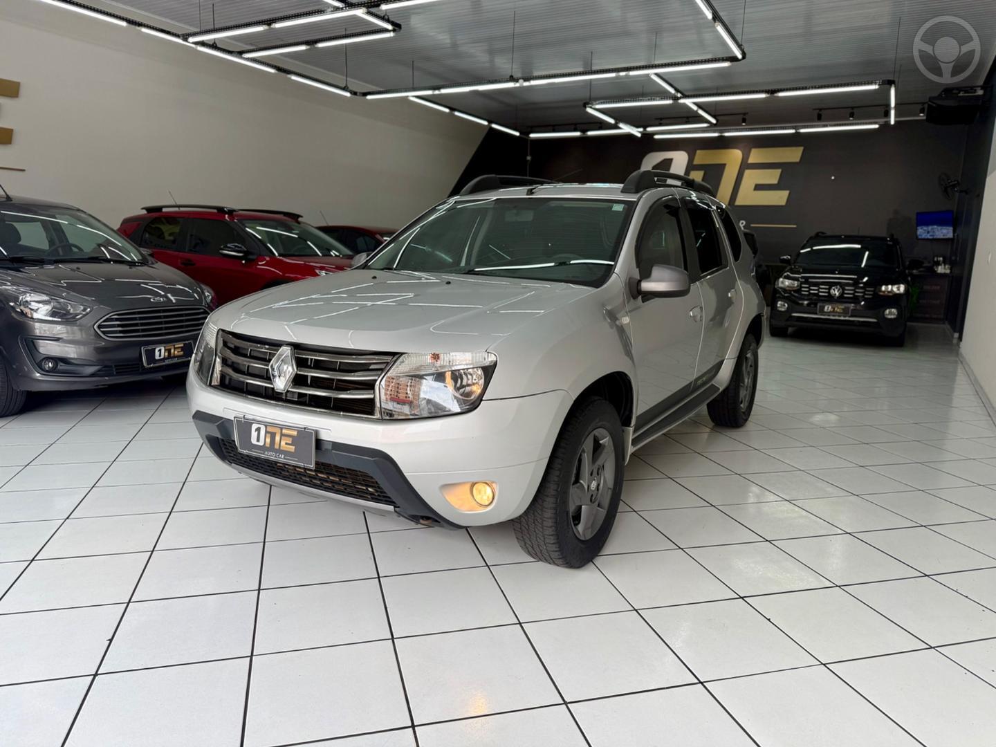 DUSTER 2.0 DYNAMIQUE 4X2 16V FLEX 4P AUTOMATICO - 2015 - PASSO FUNDO