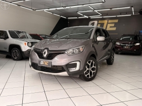 captur 1.6 16v intense bose flex 4p automatico 2021 passo fundo