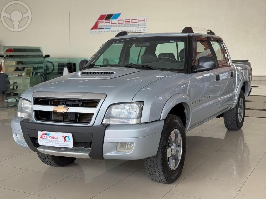 S10 2.4 MPFI EXECUTIVE 4X2 CD 8V FLEX 4P MANUAL - 2010 - VACARIA