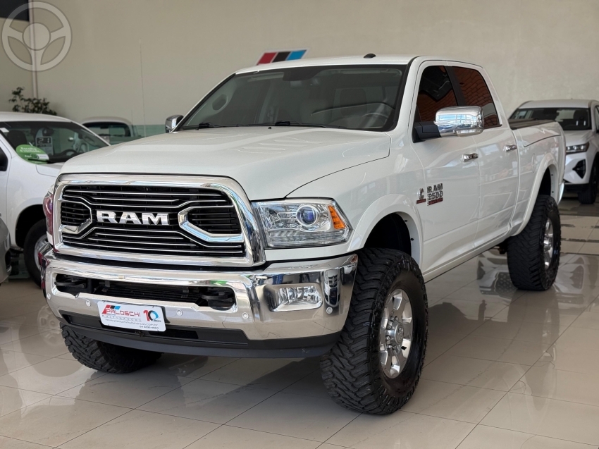 2500 LARAMIE 6.7 NIGHT ED TURBO CD 4X4 DIESEL 4P AUTOMÁTICO - 2018 - VACARIA