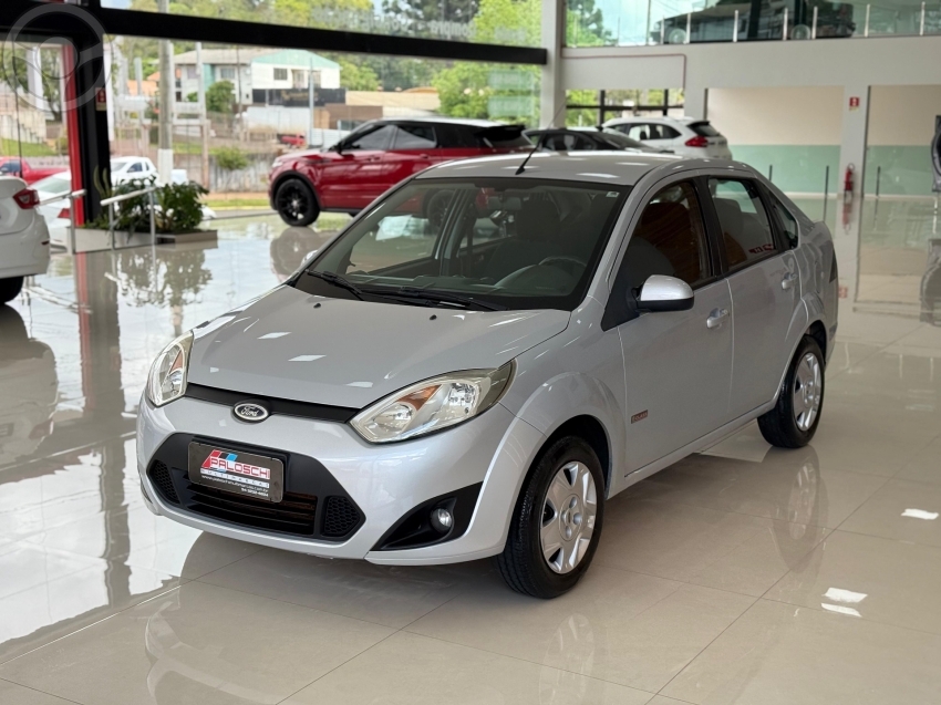 FIESTA 1.6 ROCAM SEDAN 8V FLEX 4P MANUAL - 2012 - VACARIA