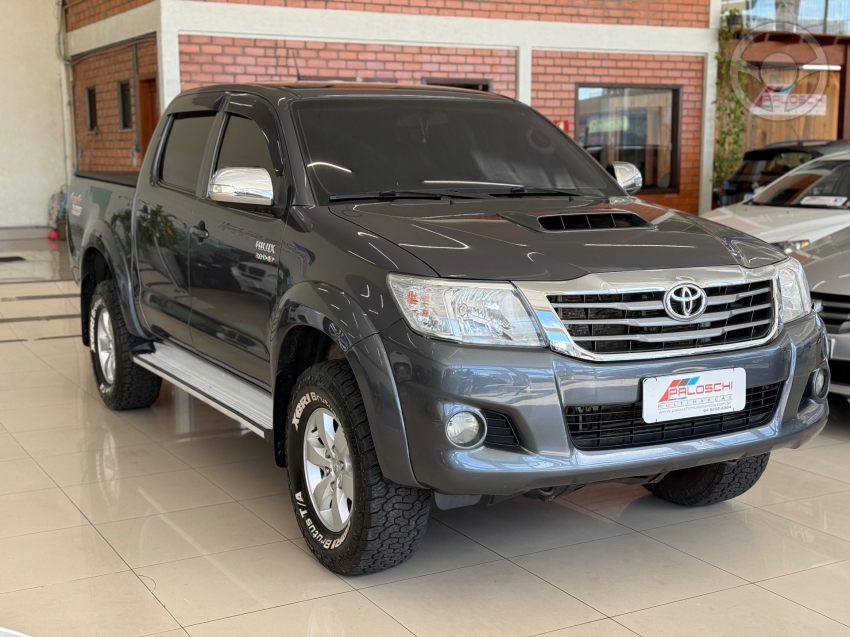 HILUX 3.0 SRV 4X4 CD 16V TURBO INTERCOOLER DIESEL 4P MANUAL - 2012 - VACARIA