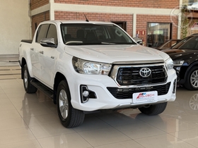 hilux 2.8 srv 4x4 cd 16v diesel 4p automatico 2017 vacaria