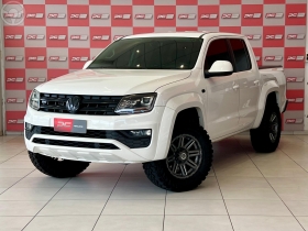 AMAROK 3.0 V6 TDI HIGHLINE CD DIESEL 4MOTION AUTOMÁTICO