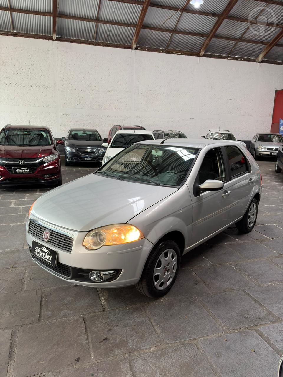 PALIO ELX 1.4 FIRE/30 ANOS F. FLEX 8V 4P - 2010 - MARAU