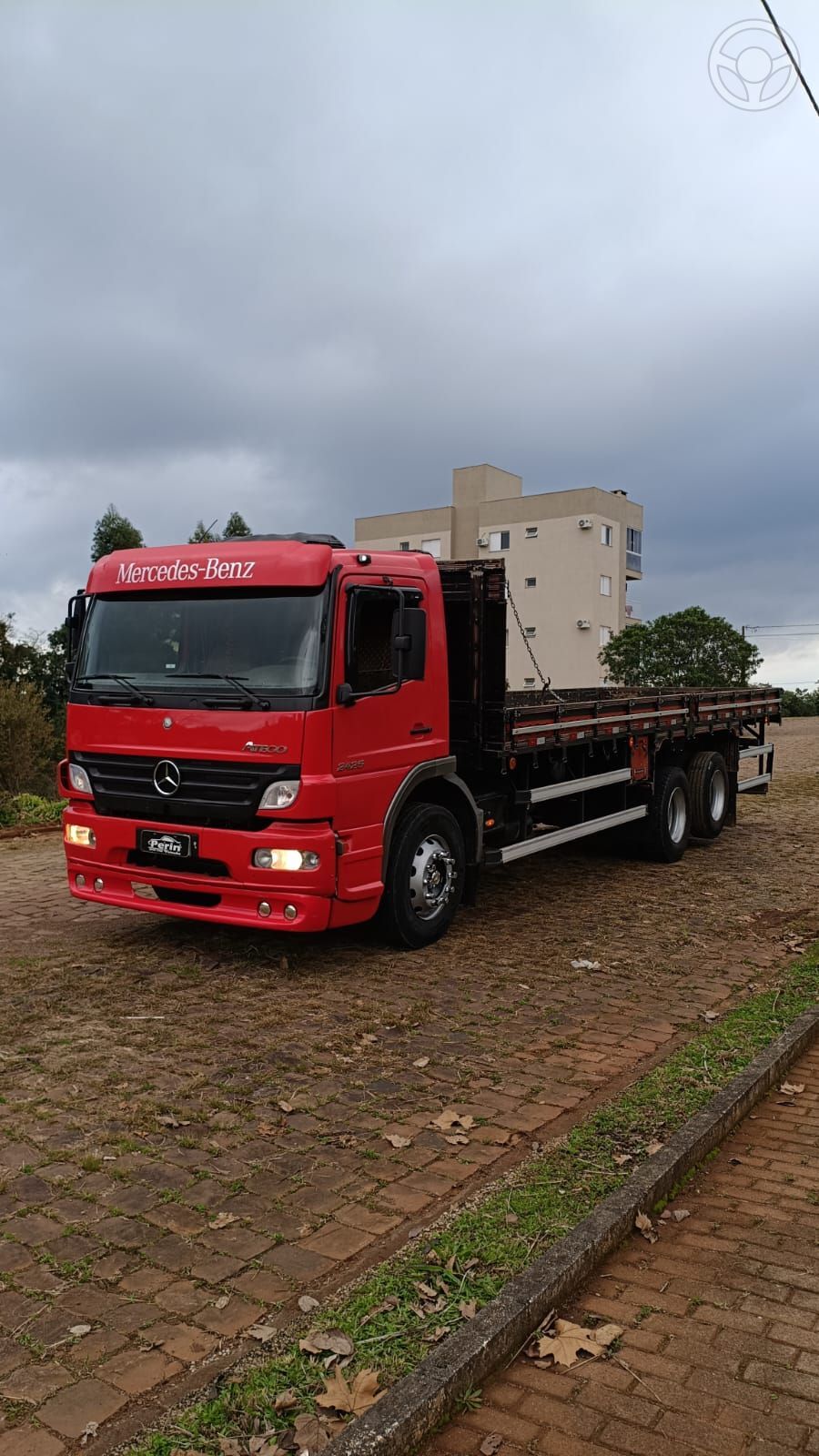 ATEGO 2425 3-EIXOS 2P DIESEL - 2011 - MARAU