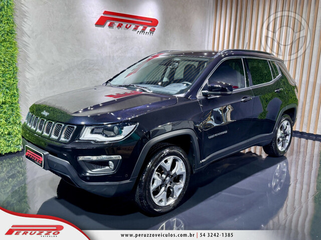 COMPASS LONGITUDE 2.0 TURBO 4X4 AT / 83 / / SOM BEATS - 2020 - NOVA PRATA