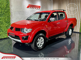 l200 triton 3.2 hpe 4x4 tdi      2011 nova prata