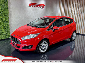new fiesta titanium 1.6 hatch at      2015 nova prata