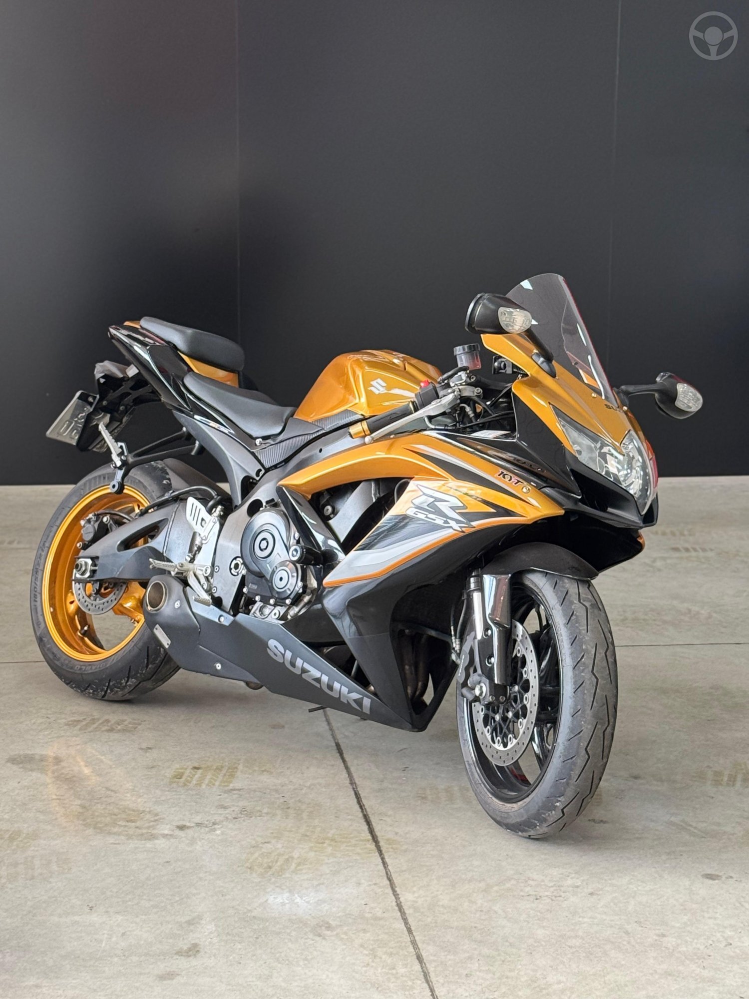 GSXR  - 2011 - SANTA CRUZ DO SUL