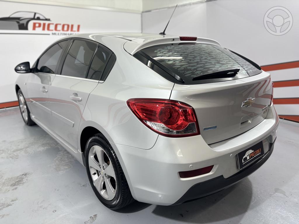 CHEVROLET - CRUZE 1.8 LT SPORT6 16V FLEX 4P MANUAL - 2014/2014 - PRATA - R$ 59.900,00