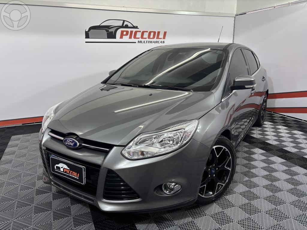 FOCUS 2.0 TITANIUM HATCH 16V FLEX 4P AUTOMÁTICO - 2015 - CAXIAS DO SUL