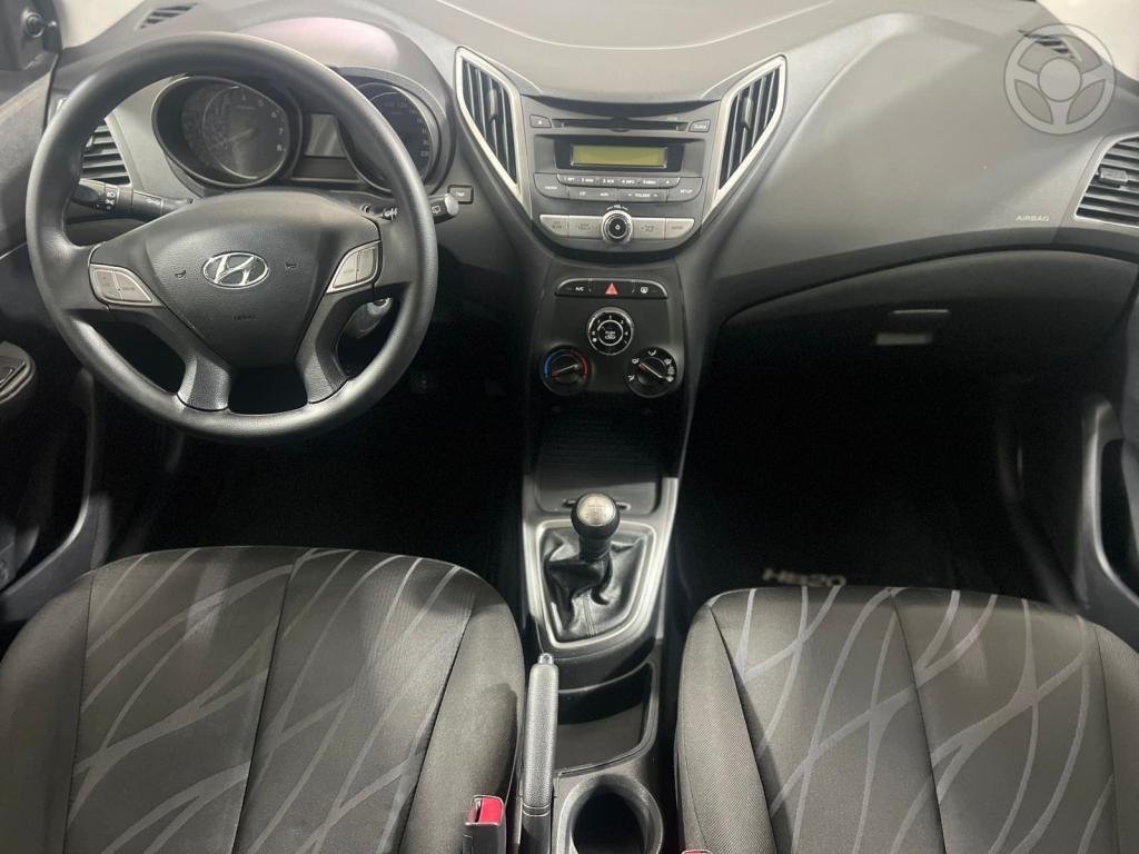 HYUNDAI - HB20 1.0 COMFORT PLUS 12V FLEX 4P MANUAL - 2014/2014 - CINZA - R$ 45.500,00