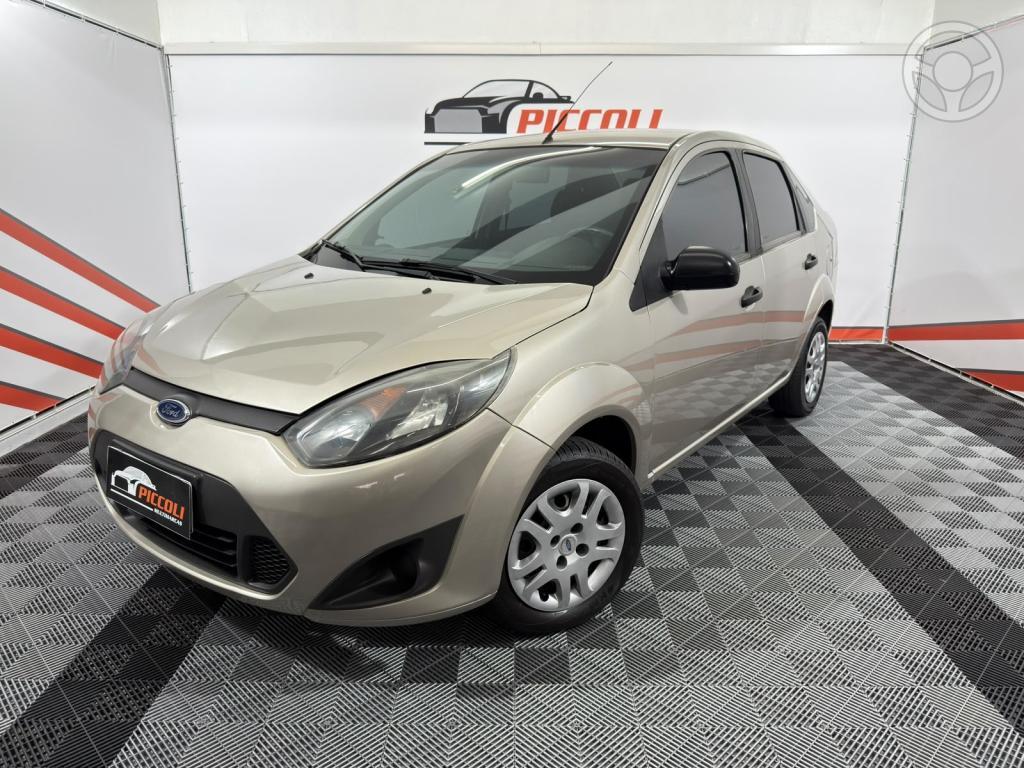 FIESTA 1.6 MPI CLASS SEDAN 8V FLEX 4P MANUAL - 2012 - CAXIAS DO SUL