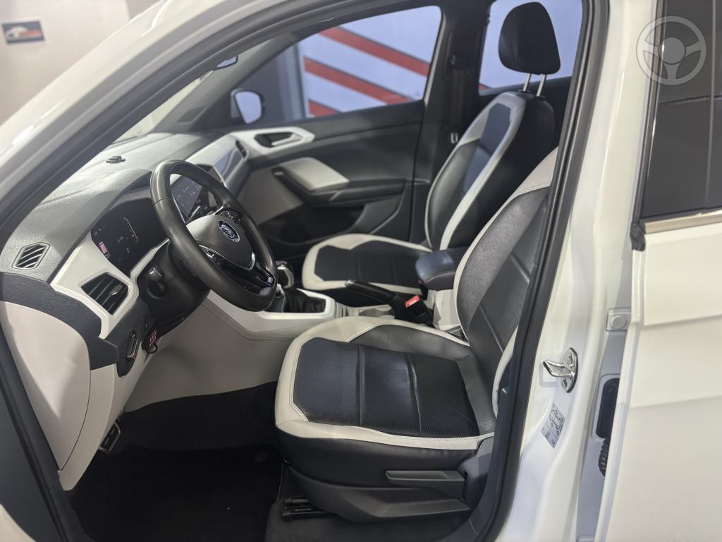 VOLKSWAGEN - T-CROSS 1.4 HIGHLINE TSI 16V FLEX 4P AUTOMÁTICO - 2021/2021 - BRANCA - R$ 109.900,00