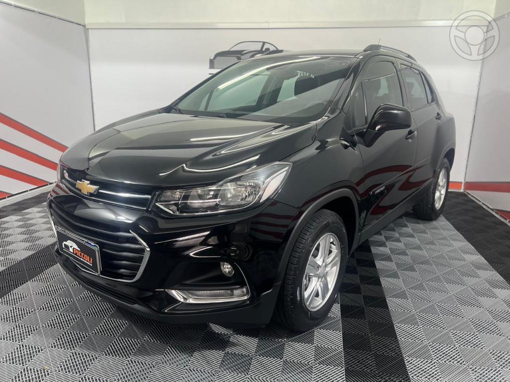CHEVROLET - TRACKER 1.4 16V TURBO FLEX LT AUTOMÁTICO - 2016/2017 - PRETA - R$ 77.900,00