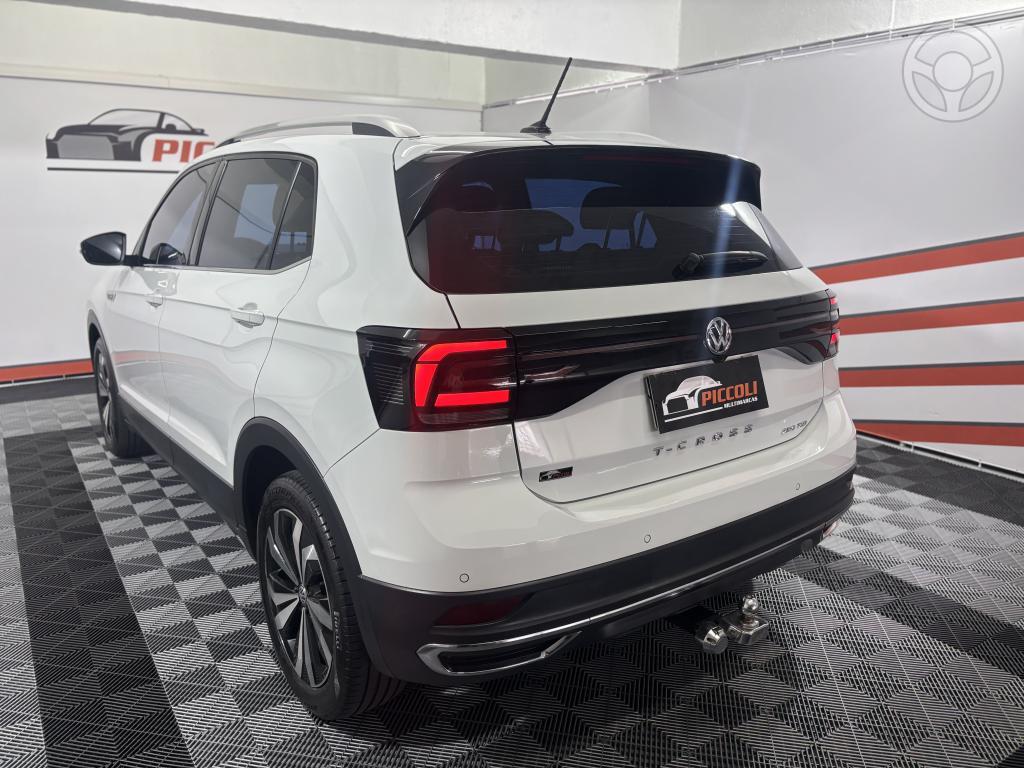 VOLKSWAGEN - T-CROSS 1.4 HIGHLINE TSI 16V FLEX 4P AUTOMÁTICO - 2021/2021 - BRANCA - R$ 109.900,00
