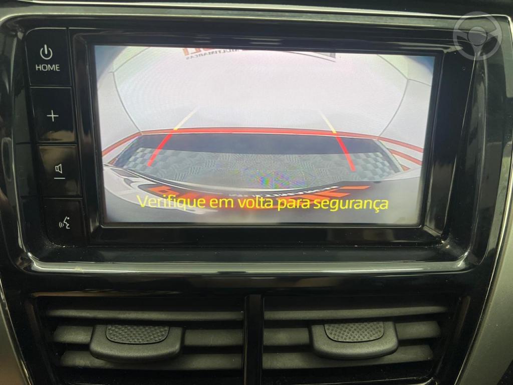 TOYOTA - YARIS 1.5 XL 16V FLEX 4P AUTOMATÍCO - 2021/2022 - PRATA - R$ 85.900,00